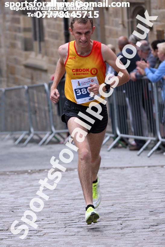 Durham City 10k, Durham City 10k and 5k Road Races. Photo: David T. Hewitson/Sports for All Pics